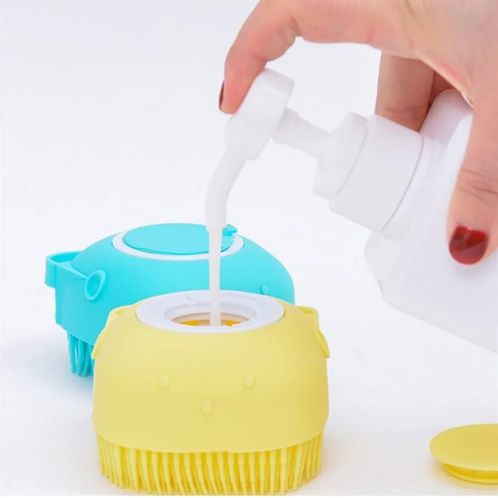 NWT Bath Brush Dog shampoo Dispenser